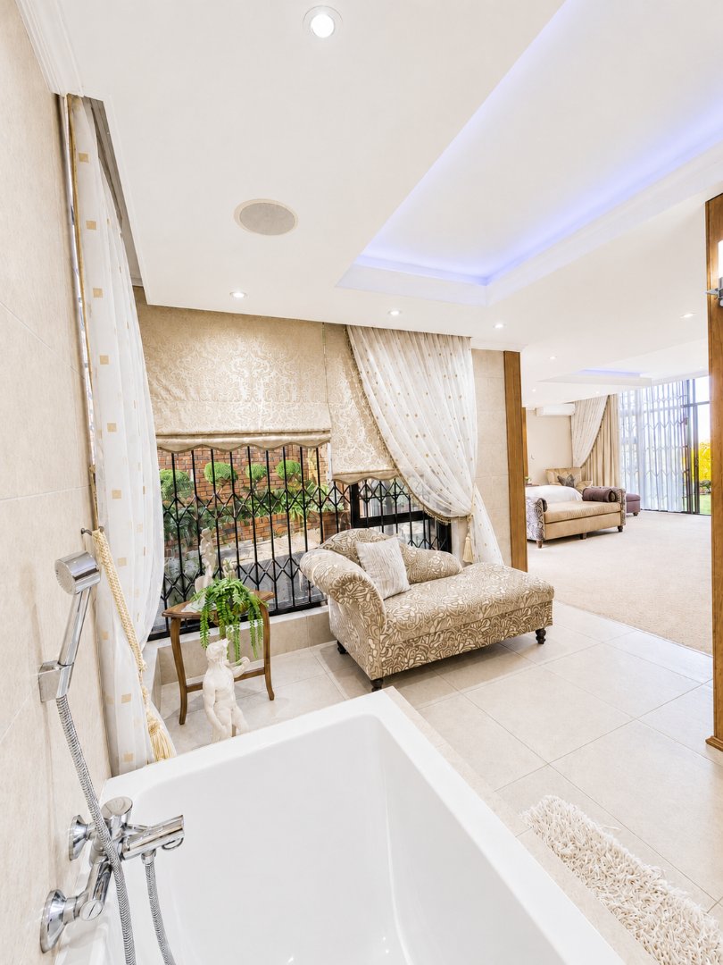 4 Bedroom Property for Sale in Wilkoppies North West